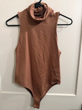 Zara Rust Brown Sleeveless Turtleneck Bodysuit
